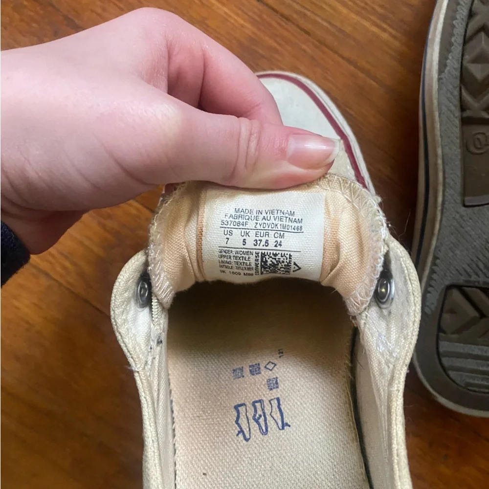 Converse Womens Slip-On Sneakers